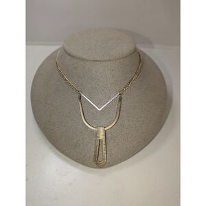 ⭐3/$30⭐ Geometric Vintage Necklace Textured Gold Pendant Chevron 22 inch